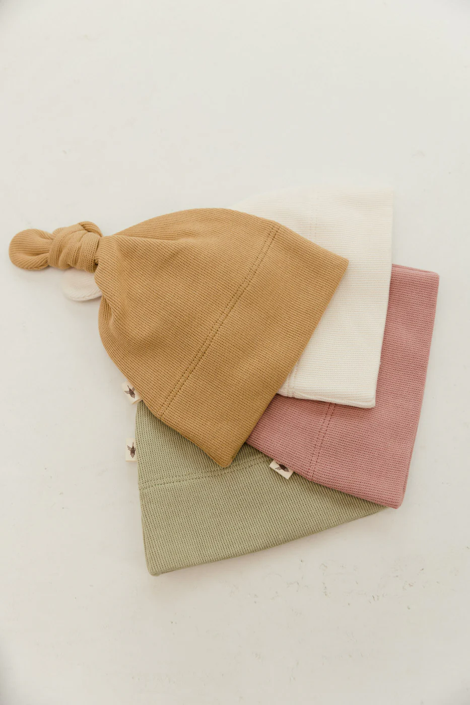 UAUA - knotted baby hat - camello - Afbeelding 3