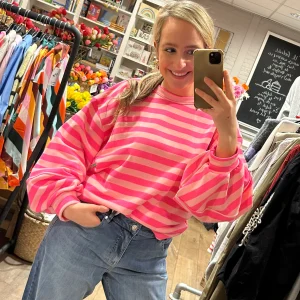 Sweater met strepen en pofmouw - Lichtroze/Roze