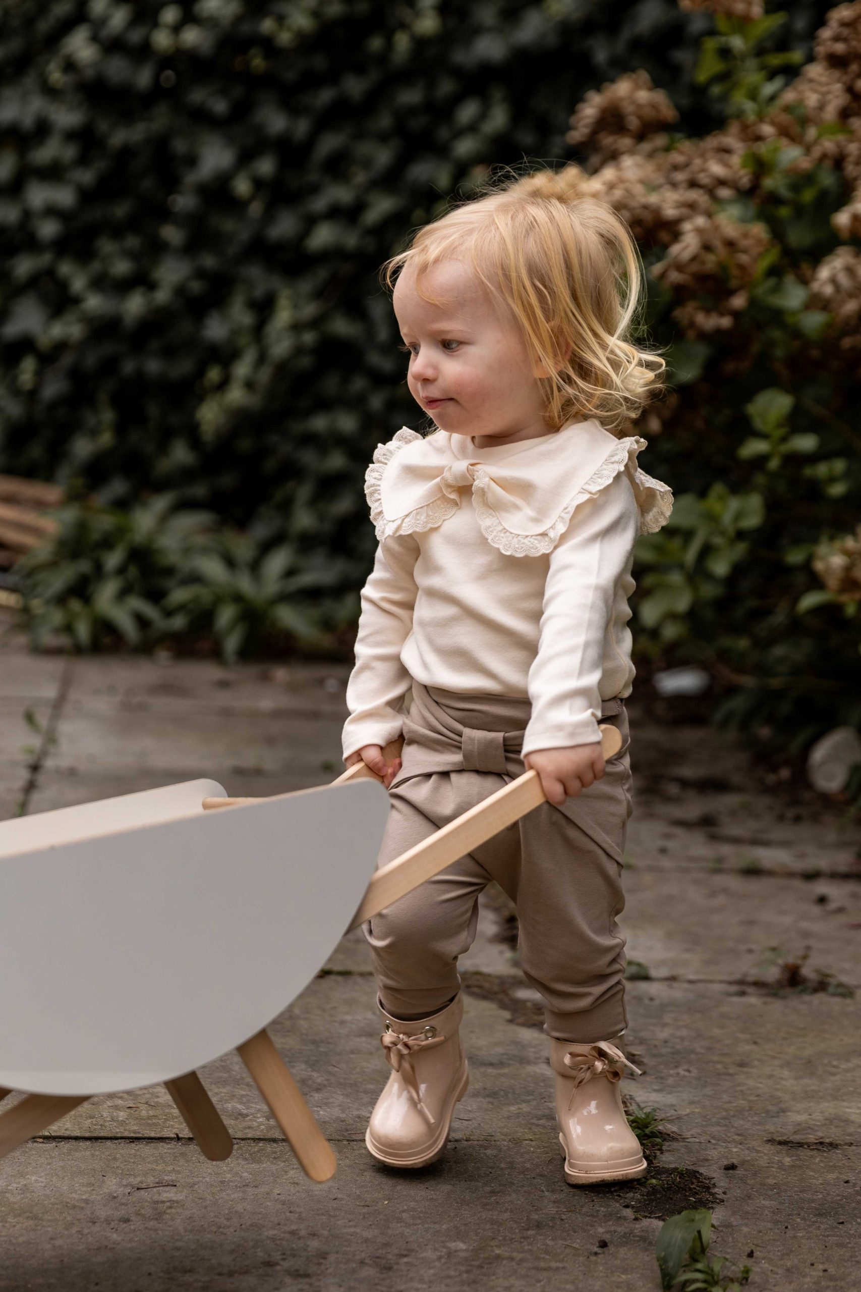 Müsli - bow pants - cashew - Afbeelding 4