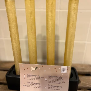 Kaarsenstandaard / Adventskalender incl. 4 kaarsen met prachtige kaart voor de 4 Adventszondagen