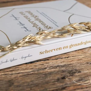 Koffietafelboek - Scherven en Genadegoud - Janneke Oskam - Hoogendam