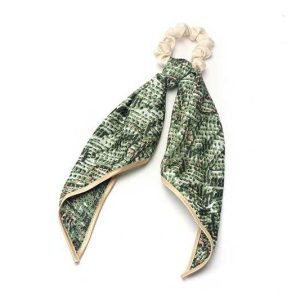 Super leuke Scrunchie / Haarelastiek / sjaaldetail