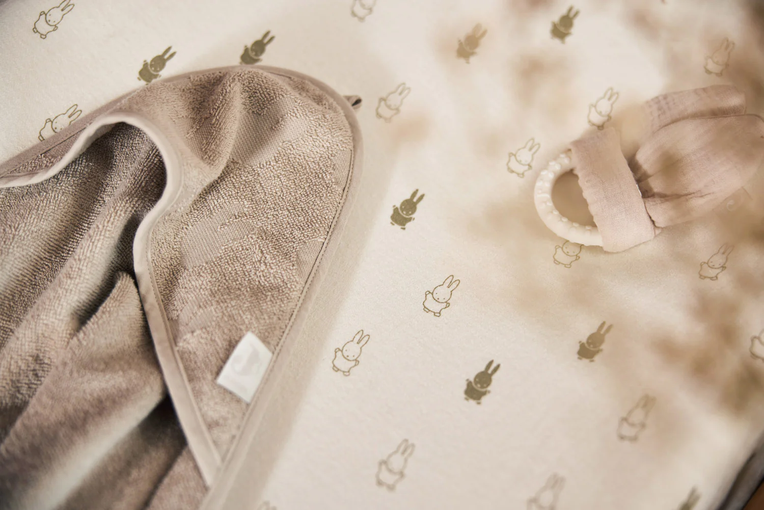 Jollein - badcape Miffy - nougat - Afbeelding 4