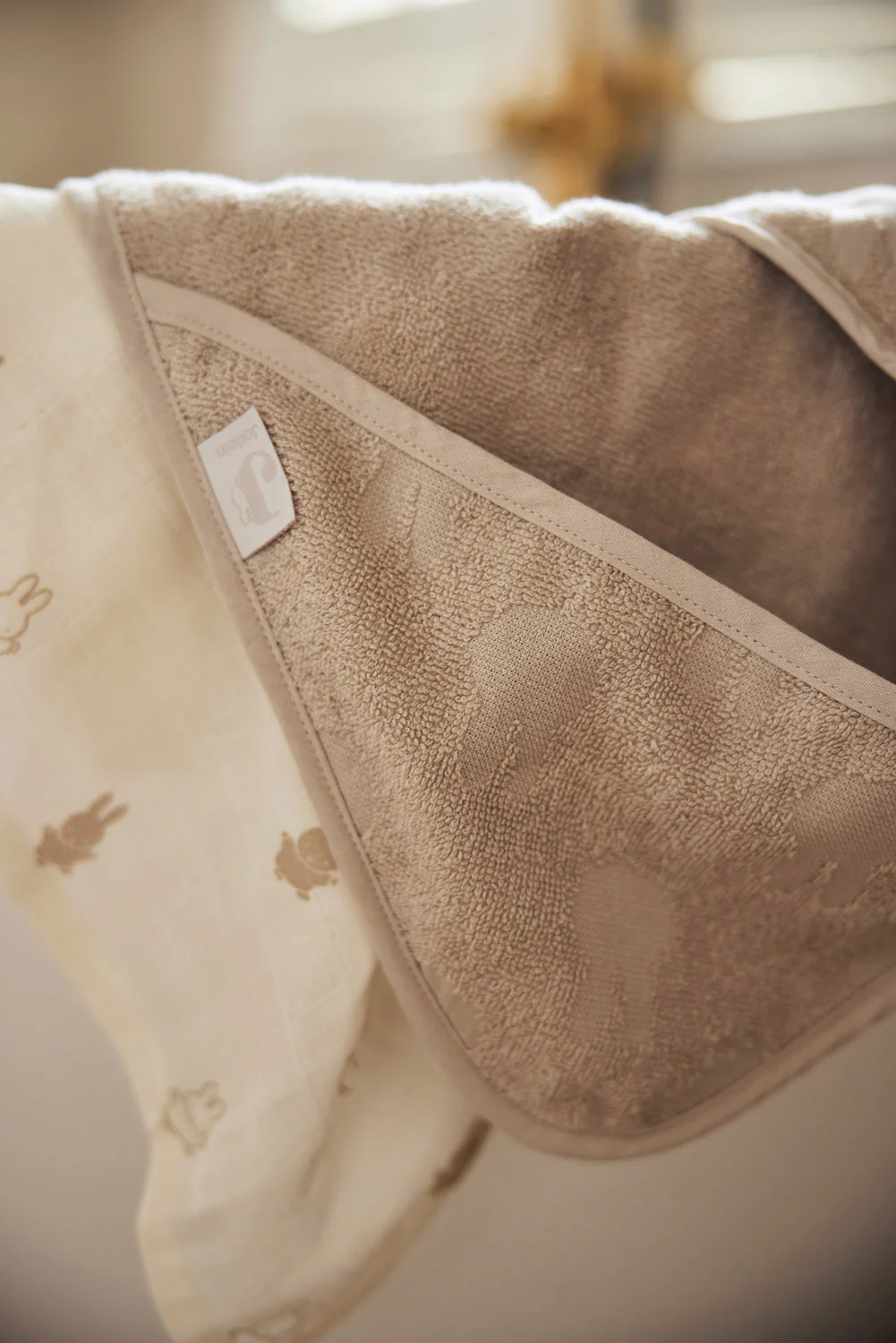 Jollein - badcape Miffy - nougat - Afbeelding 3