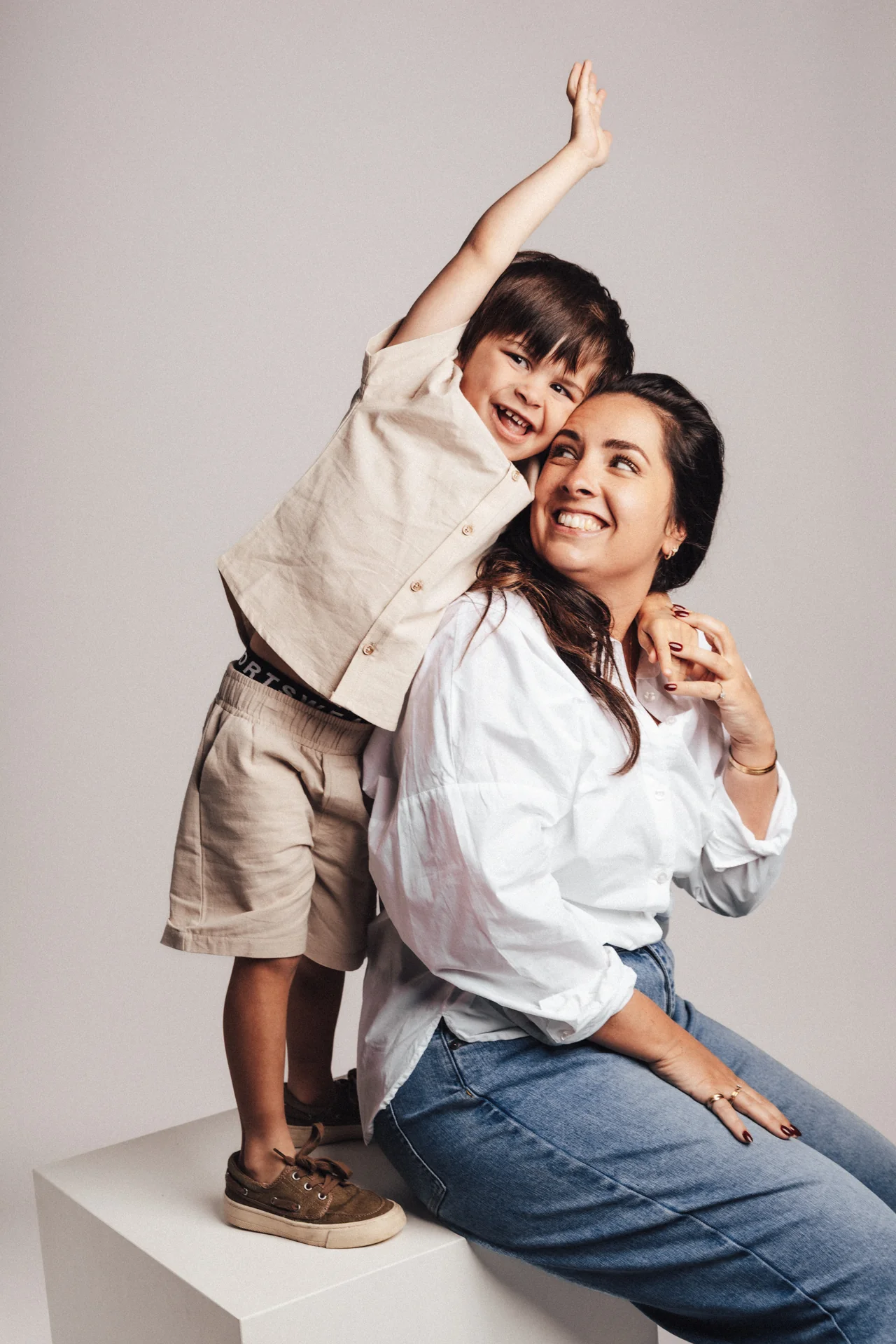 Baje Studio - linen blouse shortsleeve Moises - beige - Afbeelding 5