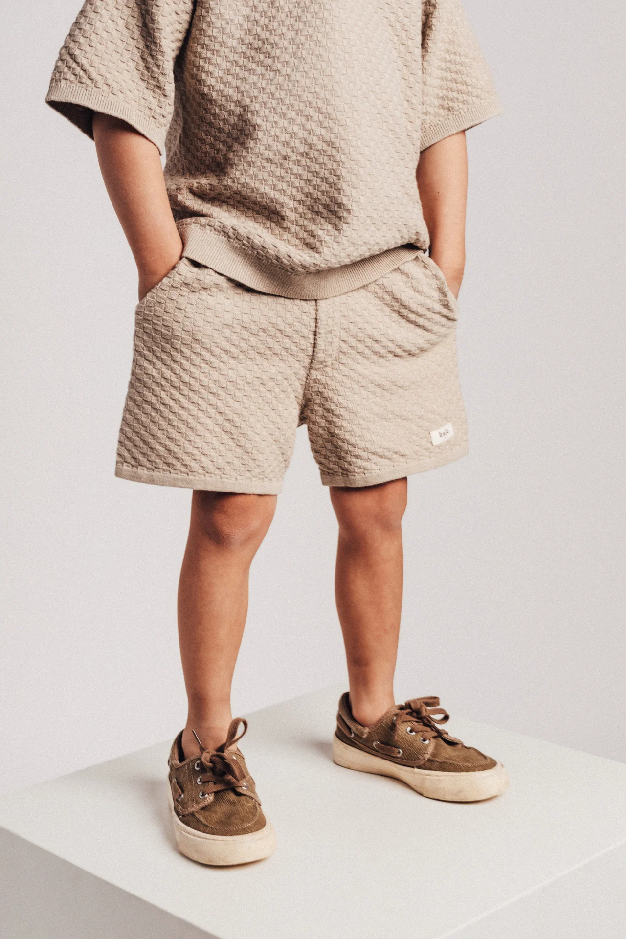 Baje Studio - knitted shorts Mozi - taupe gray - Afbeelding 3