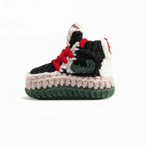 TRAVIS Red Lace Sneaker Sokkies