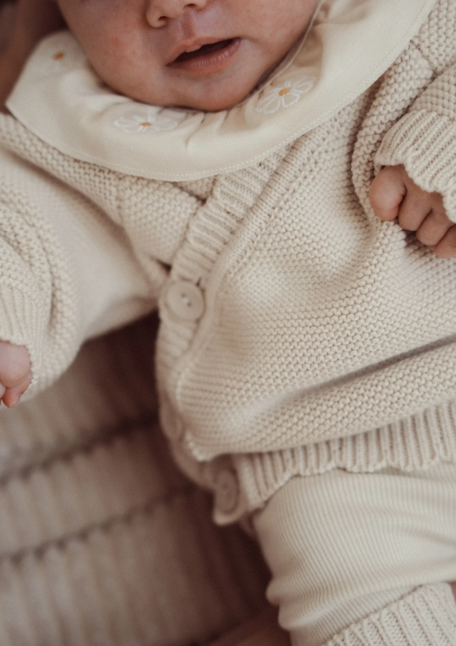 Two You Label - knitted baby cardigan Beau - beach - Afbeelding 3