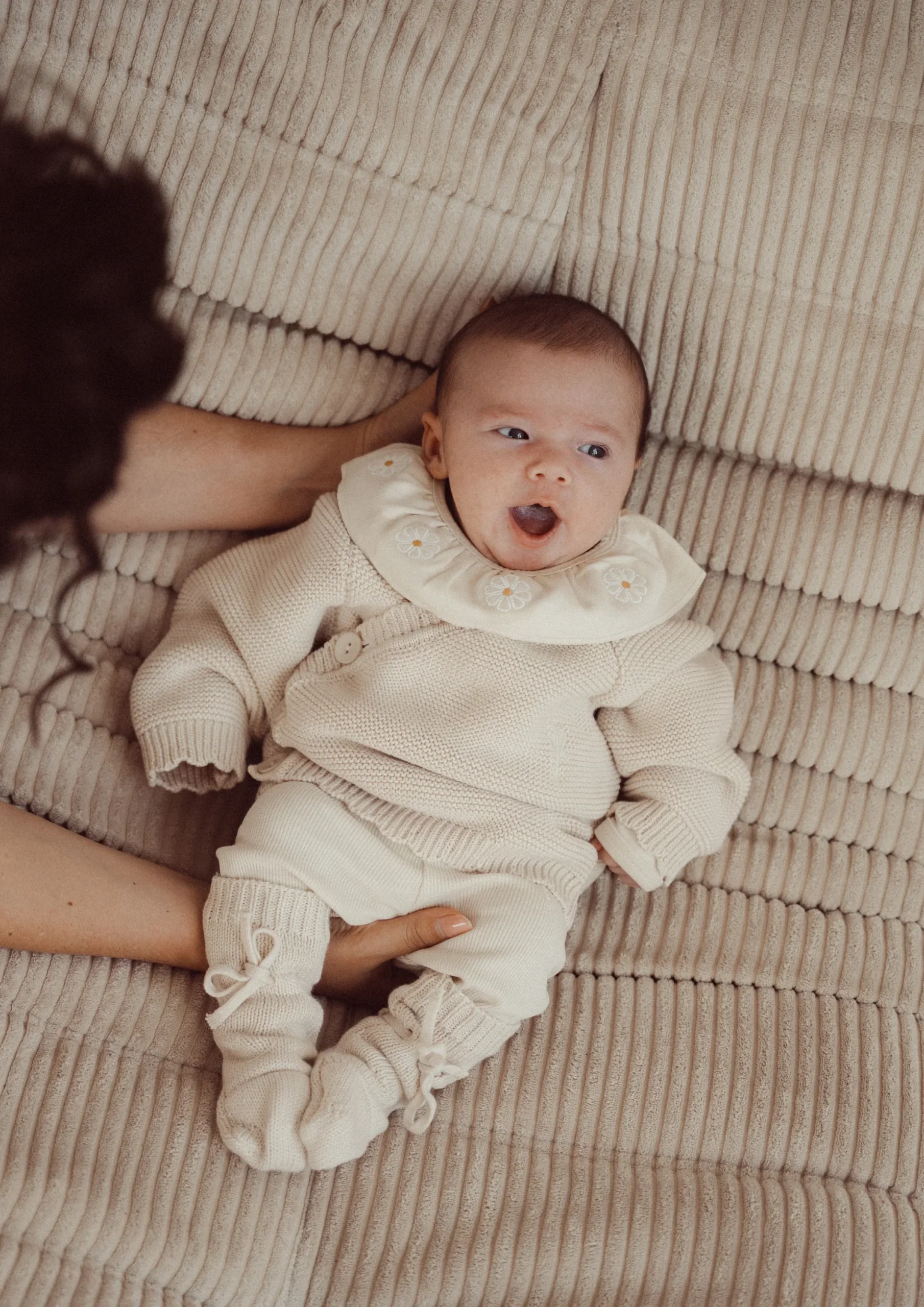 Two You Label - knitted baby cardigan Beau - beach - Afbeelding 5