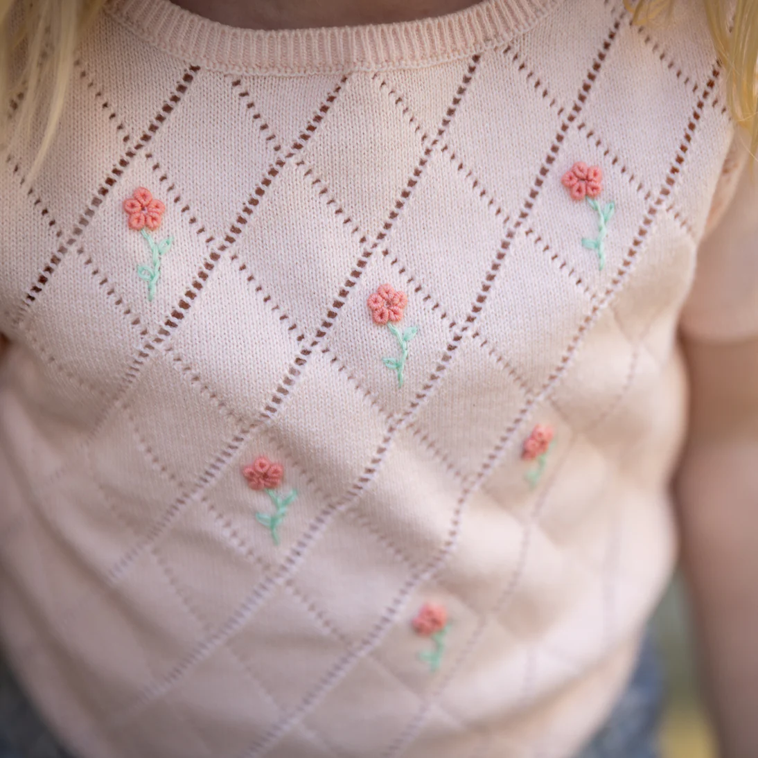Gingersnaps - knitted flower top Olena - peach - Afbeelding 3