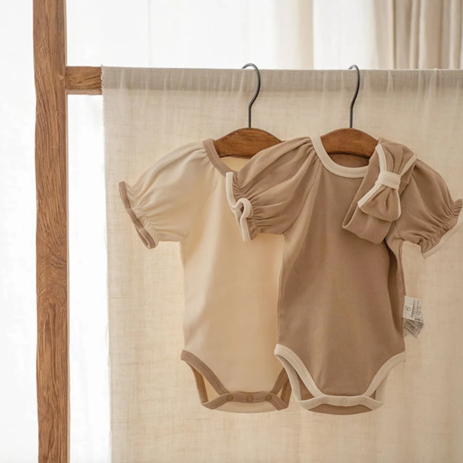 Peekaboo - suit Karen - mocha - Afbeelding 3