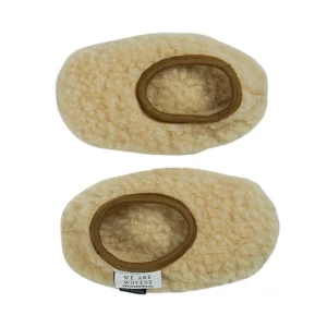 We Are Wovens - merino wollen slofjes Macchiato